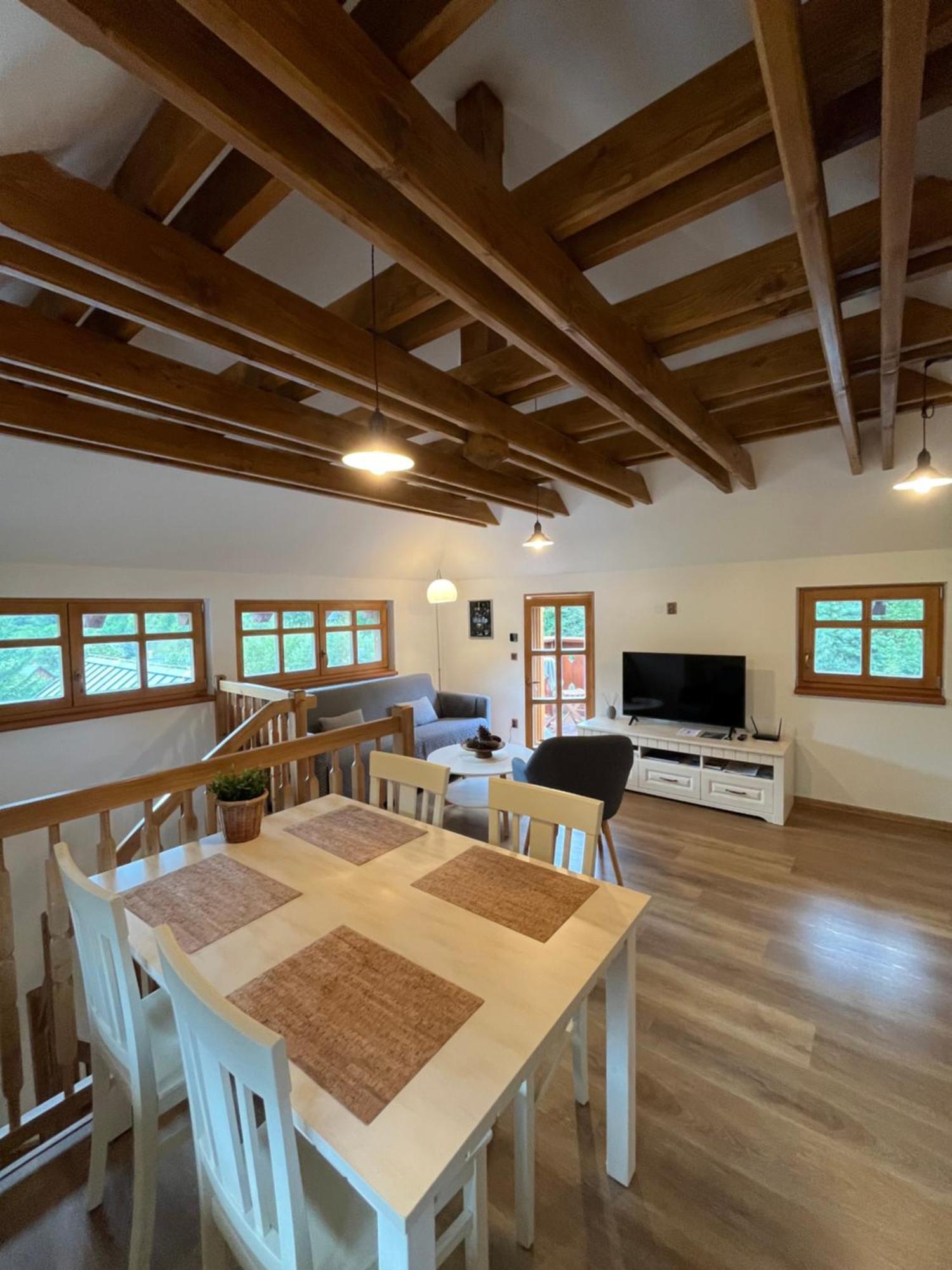 Apartmany La Siska Vsetín المظهر الخارجي الصورة